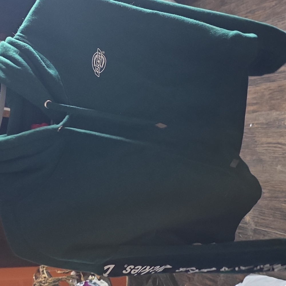 Dickies crop Sweater
